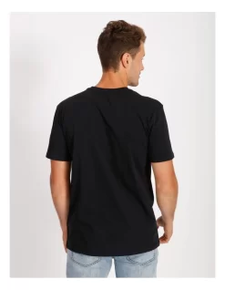 Quiksilver Comp Logo Short Sleeve Tee In Black 9 Quiksilver Comp Logo Short Sleeve Tee In Black -Quiksilver 784489420 3 720x928