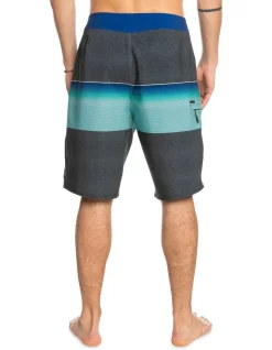 Quiksilver Surfsilk Slab Boardshort '20 In Grey -Quiksilver 929074330 2 720x928