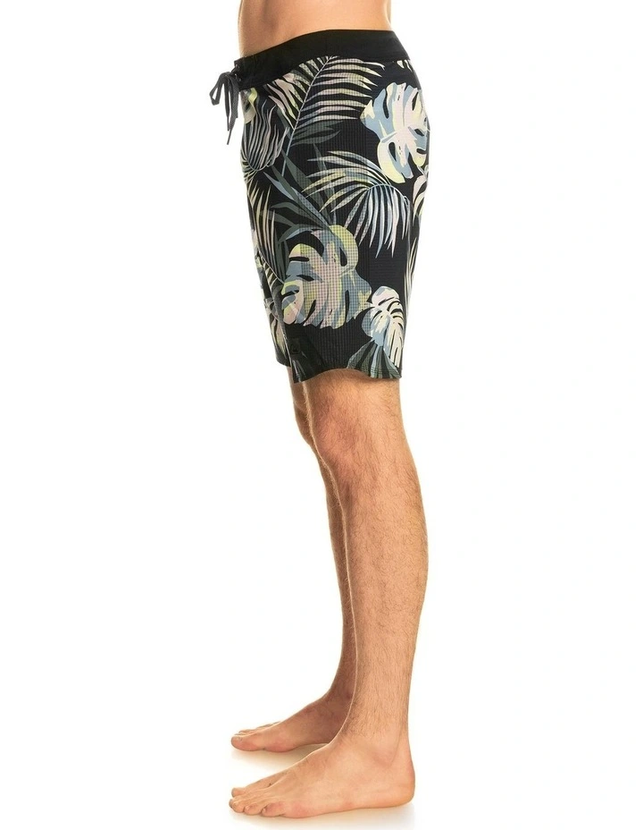 Quiksilver Highlite Arch 19" Boardshorts In Black 5 Quiksilver Highlite Arch 19" Boardshorts In Black - Image 3