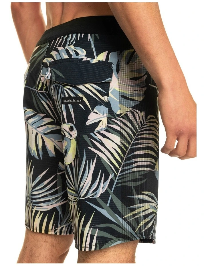 Quiksilver Highlite Arch 19" Boardshorts In Black 7 Quiksilver Highlite Arch 19" Boardshorts In Black - Image 5