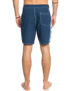 Quiksilver Original Arch 18" Boardshorts In Insignia Blue 8 Quiksilver Original Arch 18" Boardshorts In Insignia Blue -Quiksilver 933696190 2 720x928