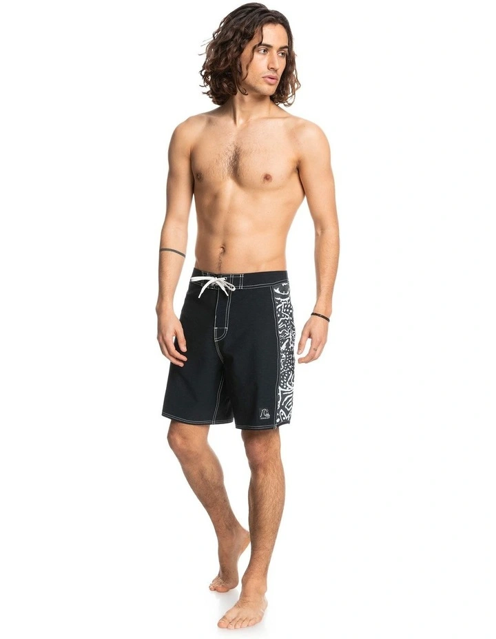 Quiksilver Original Arch 18" Boardshorts In Black 8 Quiksilver Original Arch 18" Boardshorts In Black - Image 6
