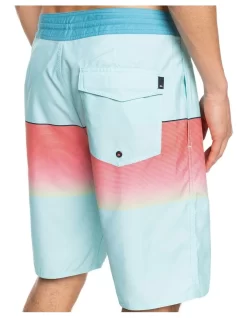 Quiksilver Pointbreak 20" Beachshorts In Iced Aqua -Quiksilver 933697630 5 720x928