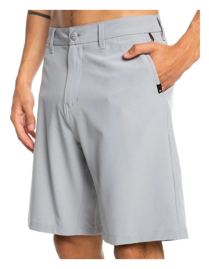 Quiksilver Ocean Union 20" Amphibian Boardshorts In Grey 5 Quiksilver Ocean Union 20" Amphibian Boardshorts In Grey - Image 3