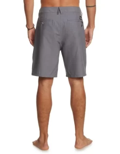 Quiksilver Union Hound 19" Amphibian Boardshorts In Grey -Quiksilver 933865750 2 720x928