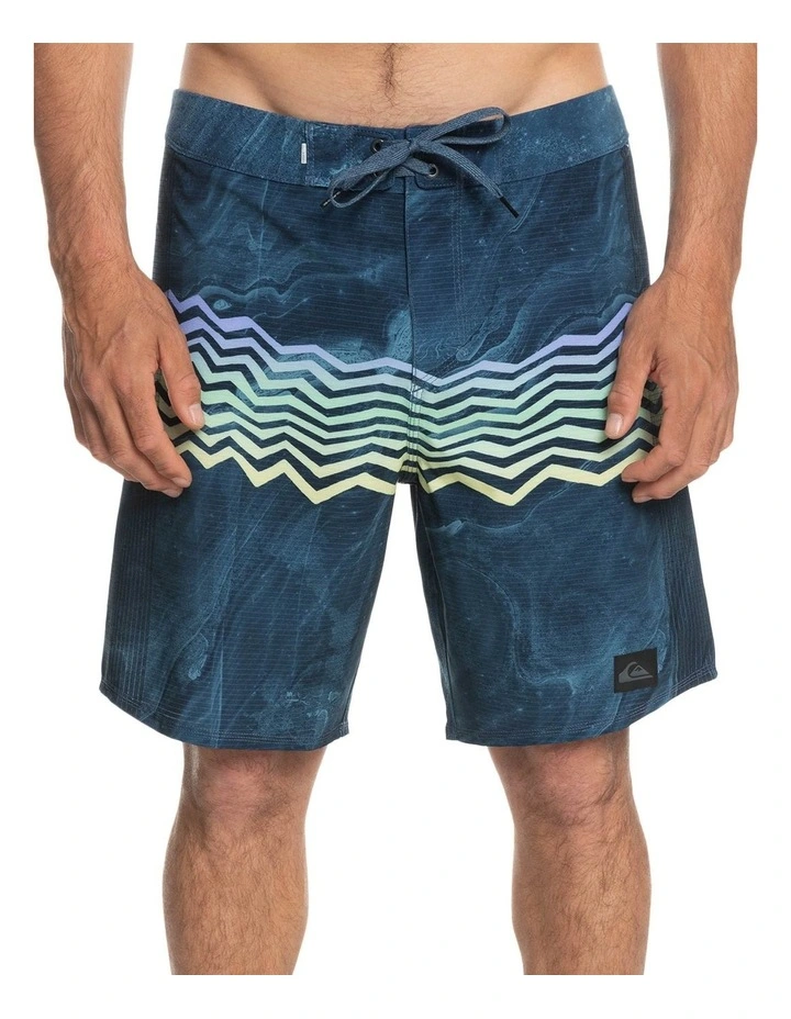 Quiksilver Highlite Arch 19" Boardshort In Insignia Blue 3 Quiksilver Highlite Arch 19" Boardshort In Insignia Blue