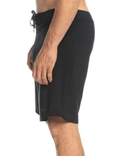 Quiksilver Highlite Arch 19" Boardshort In Black 9 Quiksilver Highlite Arch 19" Boardshort In Black -Quiksilver 959051080 2 720x928