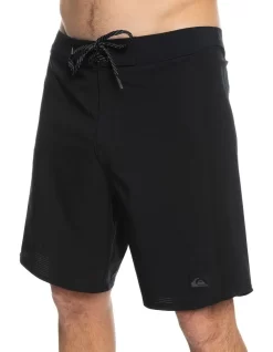 Quiksilver Highlite Arch 19" Boardshort In Black 11 Quiksilver Highlite Arch 19" Boardshort In Black -Quiksilver 959051080 4 720x928