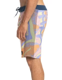 Quiksilver Highlite Arch 19" Boardshort In Multi -Quiksilver 959051170 2 720x928