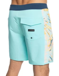 Quiksilver Surfsilk Arch 18" Boardshort In Angel Blue -Quiksilver 959051350 3 720x928