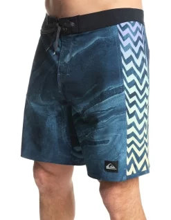 Quiksilver Surfsilk Arch 18" Boardshort In Insignia Blue -Quiksilver 959051440 2 720x928
