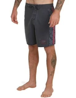 Quiksilver Surfsilk Arch 18" Boardshort In Black -Quiksilver 959051620 2 720x928