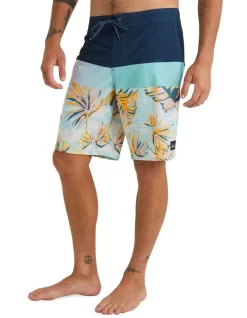 Quiksilver Surfsilk Panel 20" Boardshort In Blue -Quiksilver 959052250 3 720x928