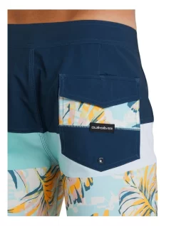 Quiksilver Surfsilk Panel 20" Boardshort In Blue -Quiksilver 959052250 4 720x928