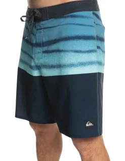 Quiksilver Surfsilk Five 0 19" Boardshort Navy Blazer 7 Quiksilver Surfsilk Five 0 19" Boardshort Navy Blazer -Quiksilver 959052790 2 720x928