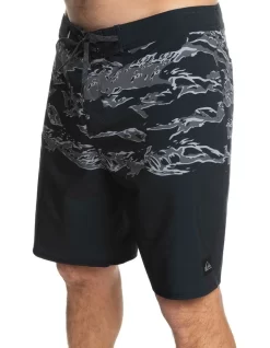 Quiksilver Surfsilk Five 0 19" Boardshort In Black -Quiksilver 959052880 2 720x928
