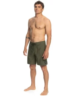 Quiksilver Baja Beachshort 18" Boardshort In Grape Leaf -Quiksilver 959053240 4 720x928