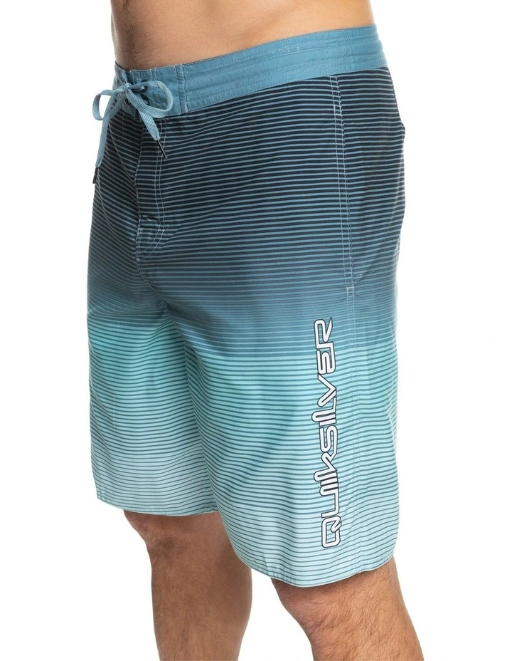 Quiksilver Pointbreak Beachshort 20" Boardshort In Blue 4 Quiksilver Pointbreak Beachshort 20" Boardshort In Blue - Image 2
