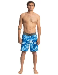 Quiksilver Ocean Scallop 18" Boardshort In Blues -Quiksilver 959053600 4 720x928