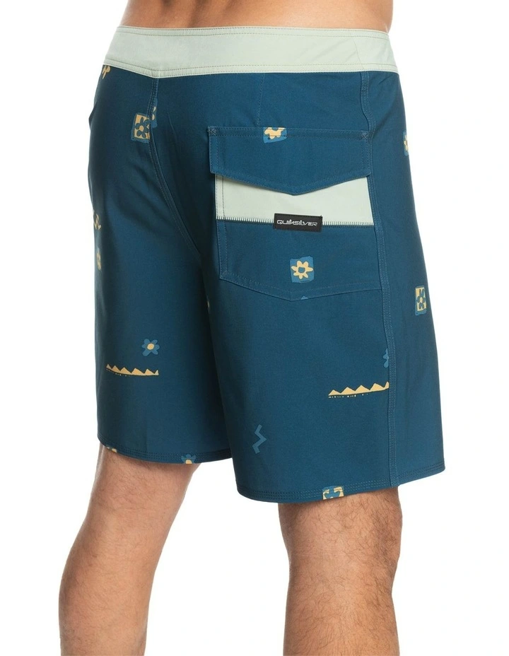 Quiksilver Surfsilk 69 18" Boardshort In Majolica Blue 5 Quiksilver Surfsilk 69 18" Boardshort In Majolica Blue - Image 3