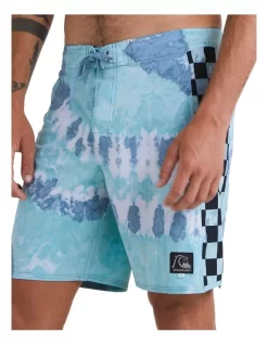 Quiksilver Original Arch Washed 18" Boardshort In Blue -Quiksilver 959054140 3 720x928