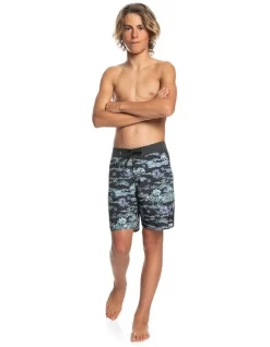 Quiksilver Everyday 69 16" Boardshort In Tarmac -Quiksilver 959270320 4 720x928
