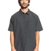 Quiksilver Waterman Centinela Short Sleeve Shirt In Black -Quiksilver 960607720 1 720x928
