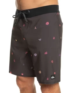 Quiksilver Surfsilk 69 18" Boardshorts In Black -Quiksilver 977982130 4 720x928