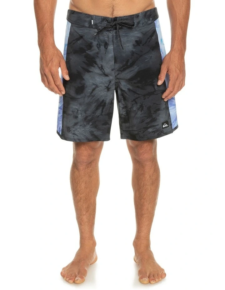 Quiksilver Surfsilk Arch 18" Boardshorts In Black 3 Quiksilver Surfsilk Arch 18" Boardshorts In Black