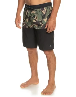Quiksilver Everyday Division 20" Boardshorts In Black -Quiksilver 977982850 3 720x928