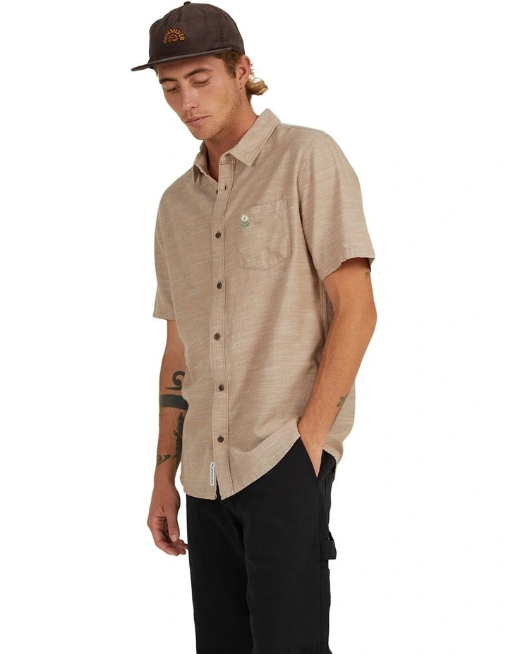 Quiksilver No Lines Shirt Short Sleeve Shirt In Brown 5 Quiksilver No Lines Shirt Short Sleeve Shirt In Brown - Image 3