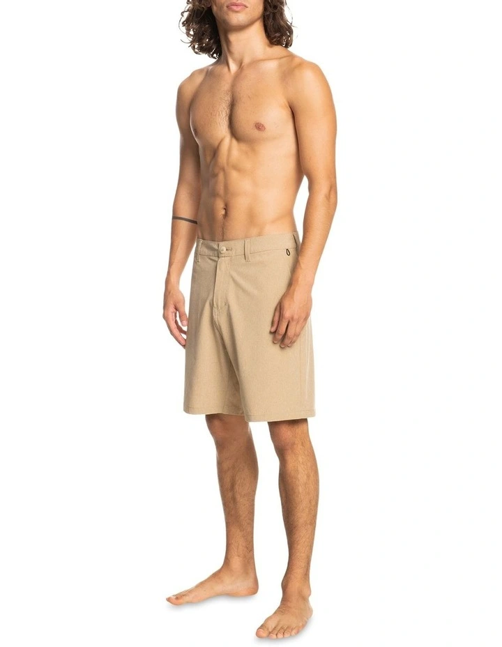 Quiksilver Union Heather Amphibion Short 19' In Tan 6 Quiksilver Union Heather Amphibion Short 19' In Tan - Image 4
