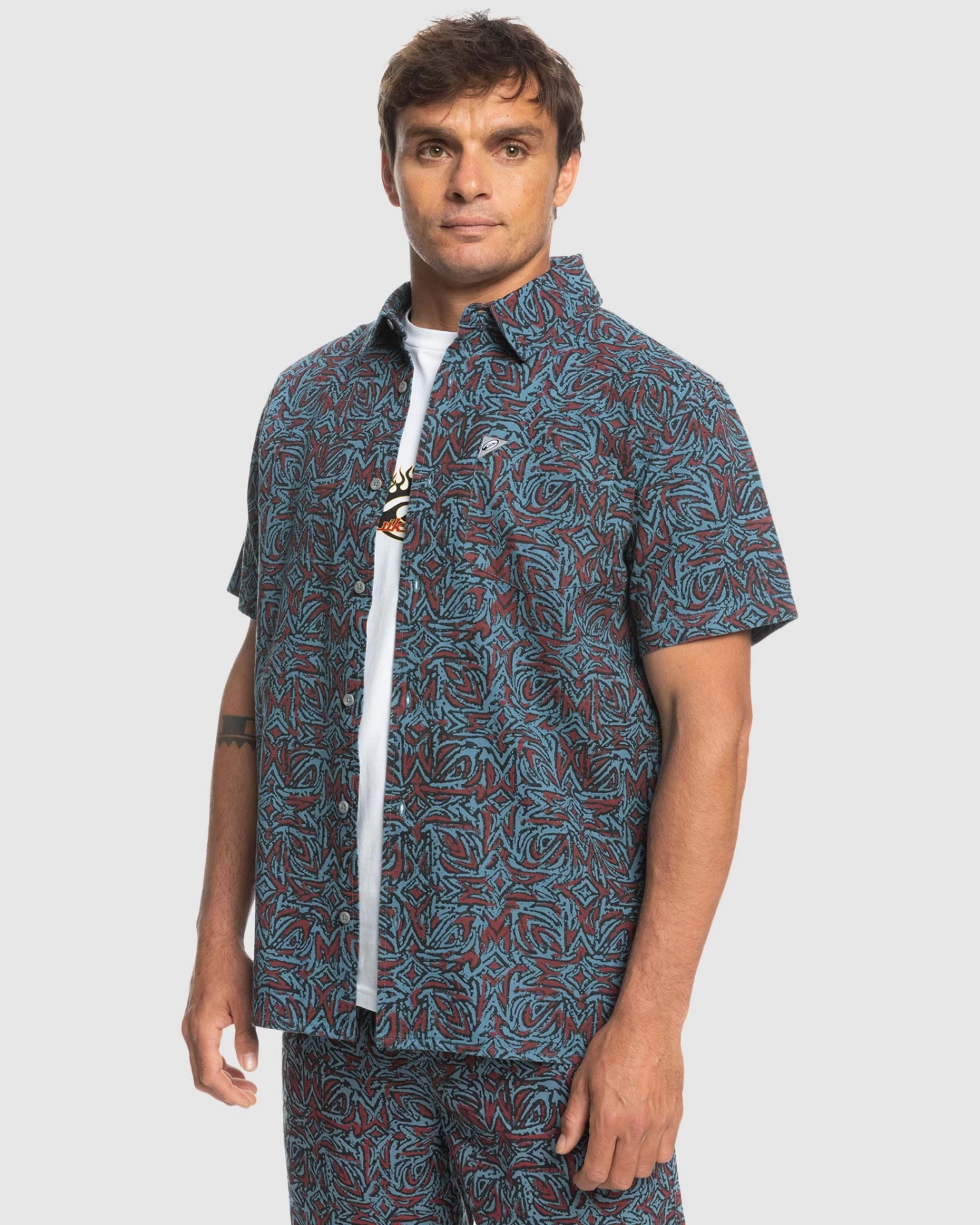 Quiksilver Saturn - S/S Shirt For Men 3 Quiksilver Saturn - S/S Shirt For Men