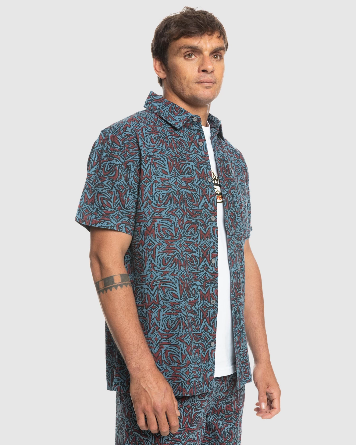 Quiksilver Saturn - S/S Shirt For Men 4 Quiksilver Saturn - S/S Shirt For Men - Image 2